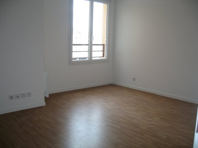 Location Appartement  1 pièce (studio) - 27m² 91270 Vigneux-sur-seine