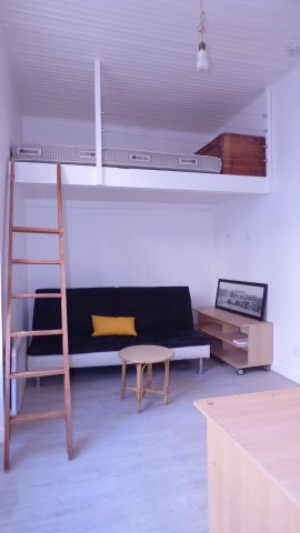 Location Appartement meublé 1 pièce (studio) - 13m² 75011 Paris