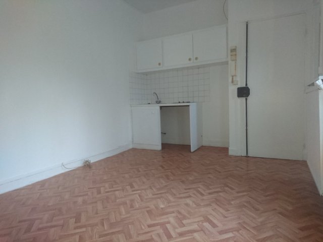 Location Appartement  1 pièce (studio) - 15m² 93300 Aubervilliers
